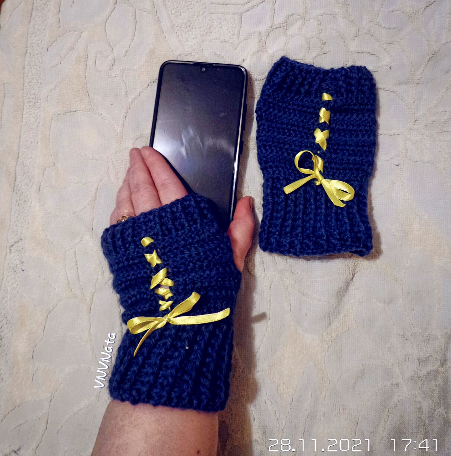 shamanka.nata в LOOKY — Митенки женские
связаны на спицах, украшенные бусинами, тепл