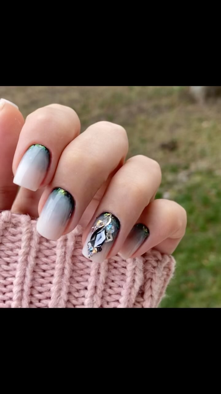 pugacheva_nail_art в LOOKY. #ручнаяроспись,#росписьногтей,#укреплениегелем,#укреплениеногтей,#покрытиегельлаком,#маникюр,#новомомосковск,#красотаспасетмир,#инкрустация,#инкрустацияногтей,#инкрустациястразами,#pugacheva_nail_art. ❤️ 

_______________...