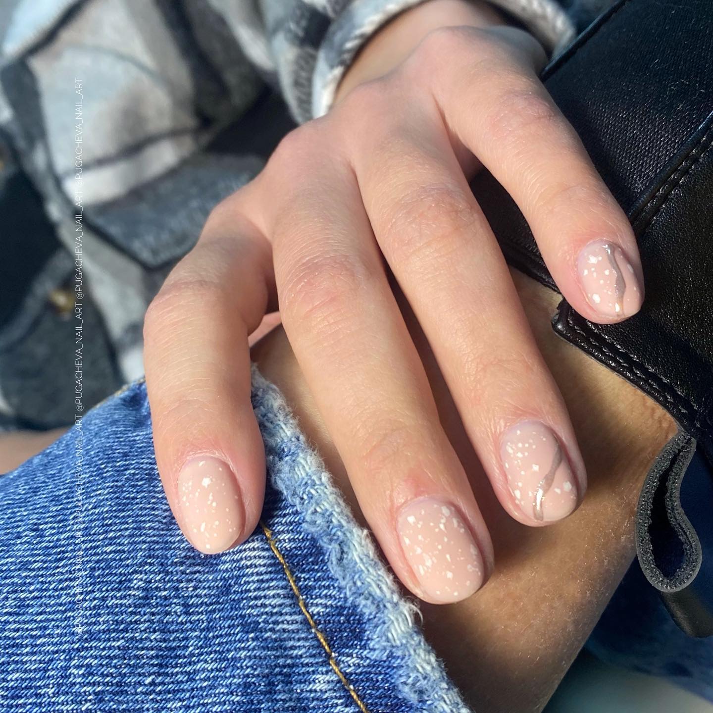 pugacheva_nail_art в LOOKY. #ручнаяроспись,#росписьногтей,#укреплениегелем,#укреплениеногтей,#покрытиегельлаком,#маникюр,#новомомосковск,#красотаспасетмир,#инкрустация,#инкрустацияногтей,#инкрустациястразами,#pugacheva_nail_art. Быть стильной-не зна...
