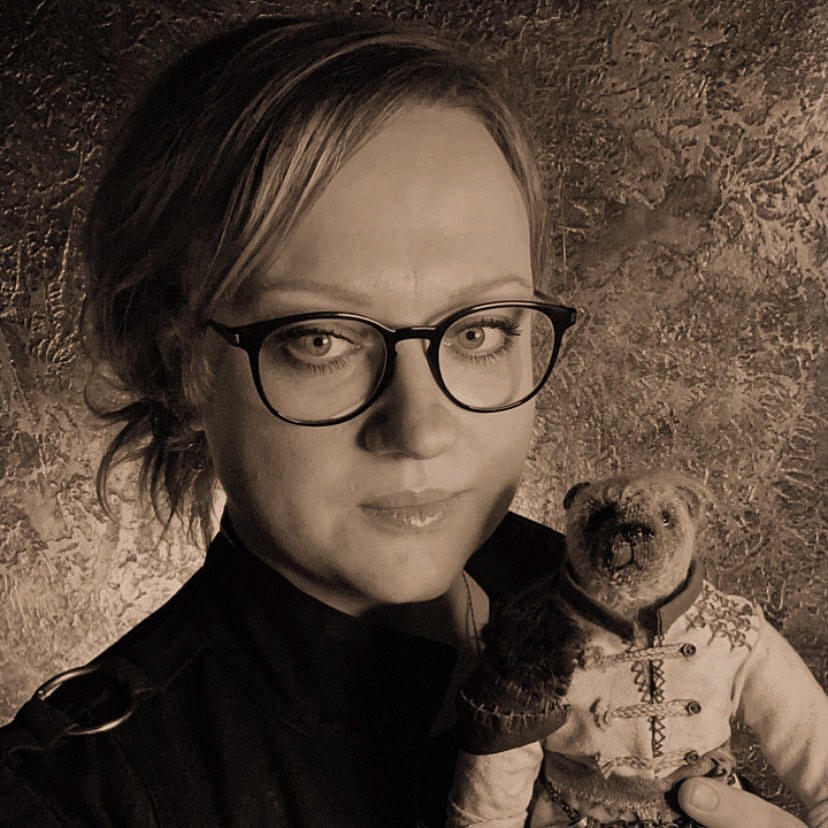 izbushka_teddy в LOOKY. . Я и воин приветствуе...