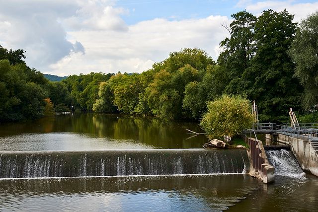 tschernawzew в LOOKY. #jena,#jenazentrum,#herbst,#nikon,#nikon750,#stadt,#urlaub,#urlaubindeutschland,#thueringen,#thueringen_entdecken,#thueringenentdecken. Spaziergang durch Je...