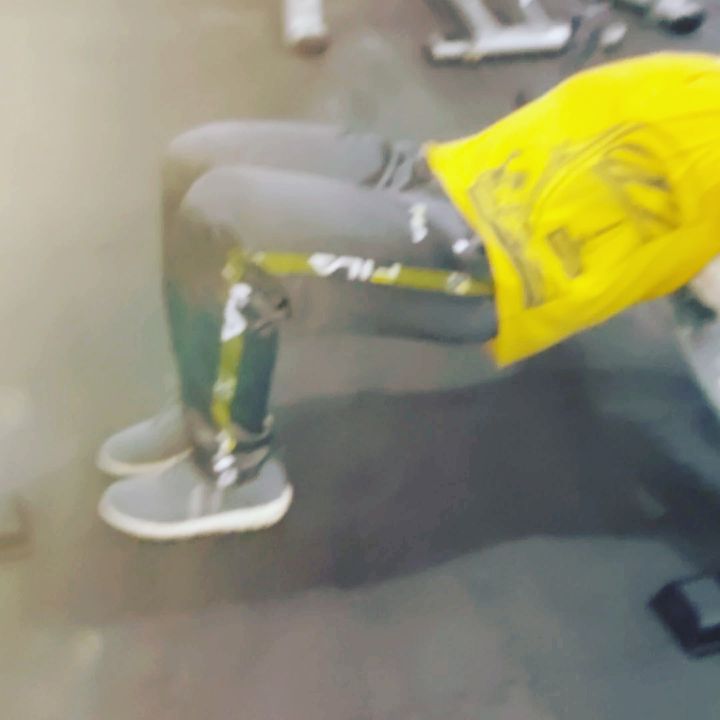 saadsiddiqui182 в LOOKY. . Chest pullover dumbe...