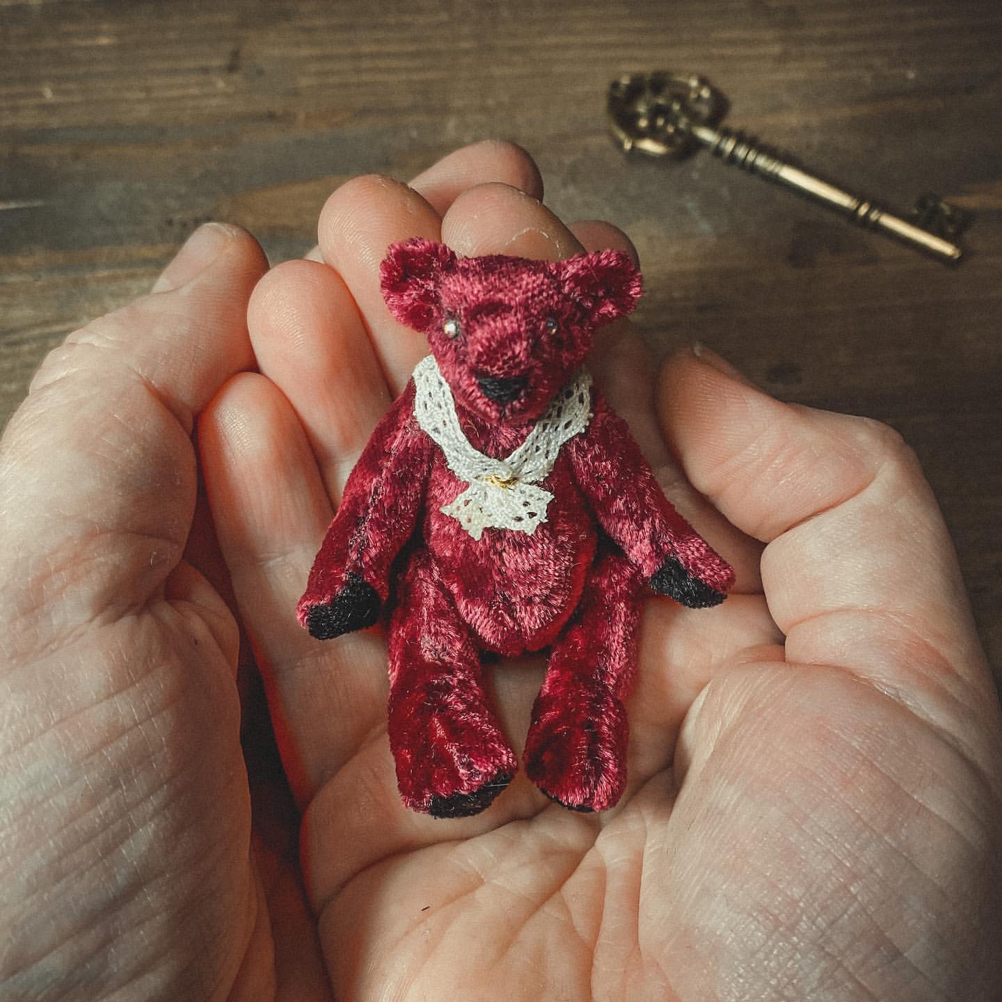izbushka_teddy в LOOKY. #izbushka_svobodnie,#теддиминиатюра,#теддисиниатюракупить,#мишкаитедди,#мишкатедди. Родился вот такой тр...