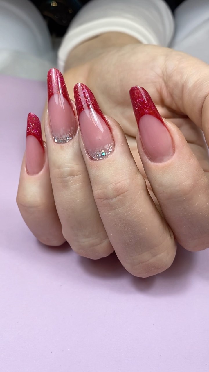marina_kurchashova в LOOKY. #наращиваниеногтейбратеево,#наращиваниеногтеймосква,#верхниеформымосква,#выкладнойфренчмосква. Наращивание на верхн...