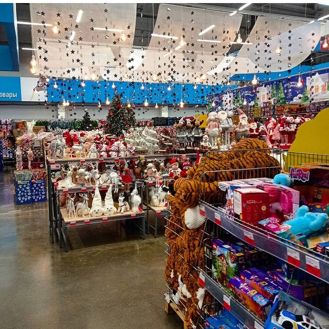 v_a_l_e_r_i_official в LOOKY. . 🎄🐯🍊🎁🎀
