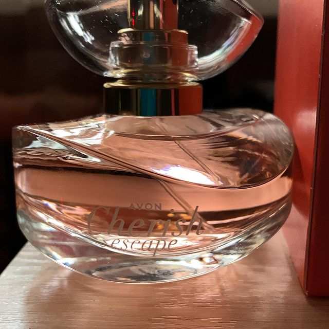 t_v_ivanova в LOOKY. #Avon,#AvonCherish,#cherishtheday,#cherishescape. Мои духи от Avon, оч...