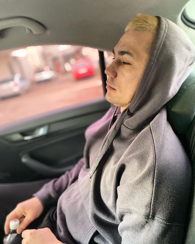 miya_alina_alexsey in LOOKY. . Почти не видно второ...