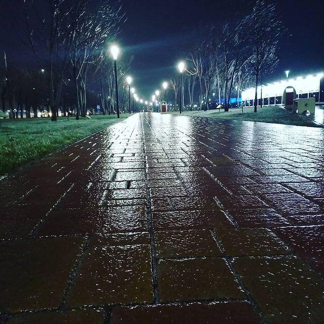 kathrine.ainmir в LOOKY. . Знаю, ты где-то рядо...