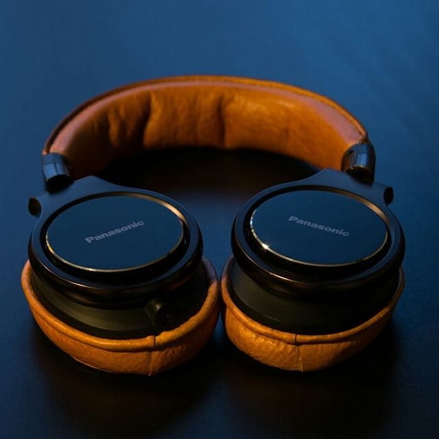 tannedbull в LOOKY. #handmade,#leathercraft,#аксессуары_из_кожи,#изделия_из_кожи_ростов,#headphones🎧,#headphones,#panasonic_hd10,#music. 🎧🔥Обновленные hi-r...