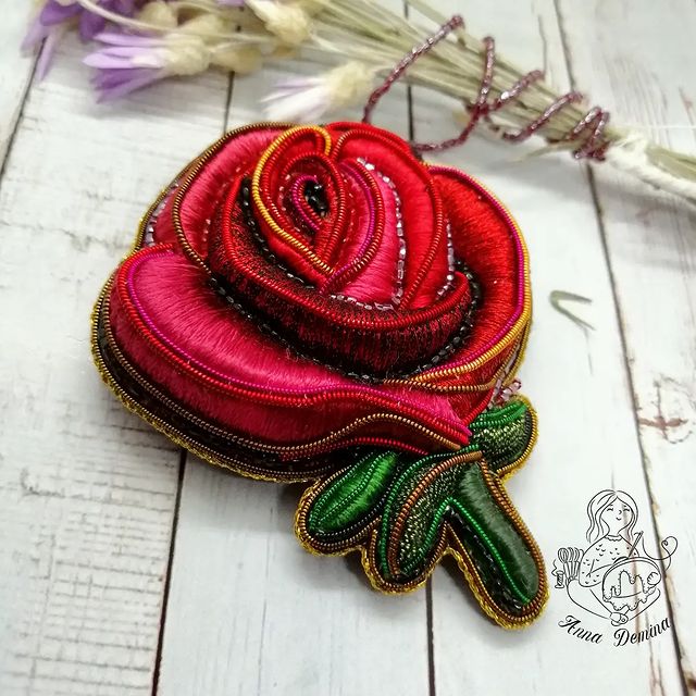 annademina1985 в LOOKY. #моиручкизлаторучки,#рукоделие,#ручнаяработа,#вышивка,#вышивкамк,#брошь,#вышивкаброши,#мкброшь,#handmade,#embroidery,#bordado,#транпунтино,#настил,#вышивкапонастилу,#goldwork,#rose,#stitching. Всем добрый день 🤗 ...