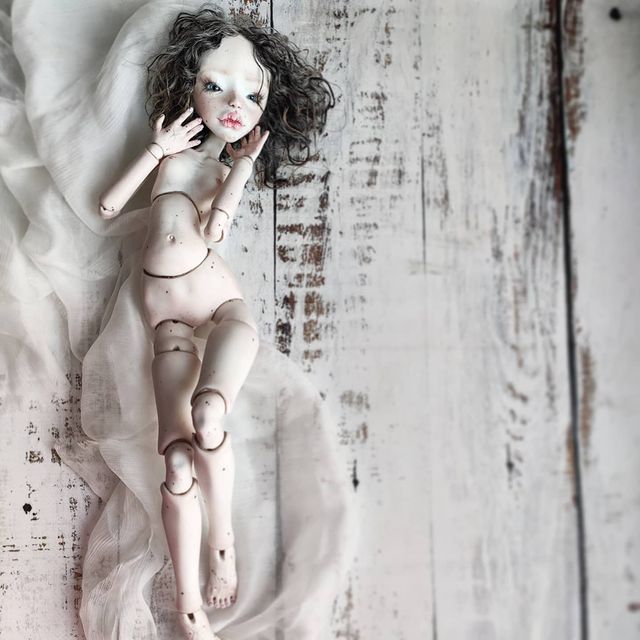 ekaterina__morozova_dolls в LOOKY. #коллекционнаякукла,#интерьерныекуклы,#фарфороваякукла,#фарфор,#подвижнаякукла,#подвижнаякукласвоимируками,#бжд,#бждкукла,#авторскаякукла,#авторскаяручнаяработа,#хендмэйдкупить,#эксклюзив,#dollinstagram,#dollsouls,#collectiondolls,#ceramics,#porceliandoll,#bjddoll,#bjd,#polymerclay,#dollbjd,#dollmaker,#dollmaking,#dolls,#Antiquedoll. Красотка моя, люблю ...
