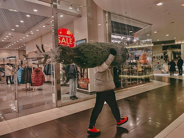 maker.strong в LOOKY. . Пришёл подарить тебе...