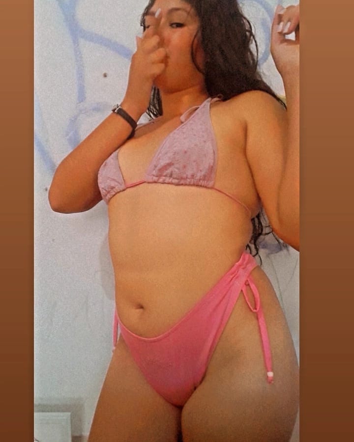 pilar.4382 in LOOKY. . null
