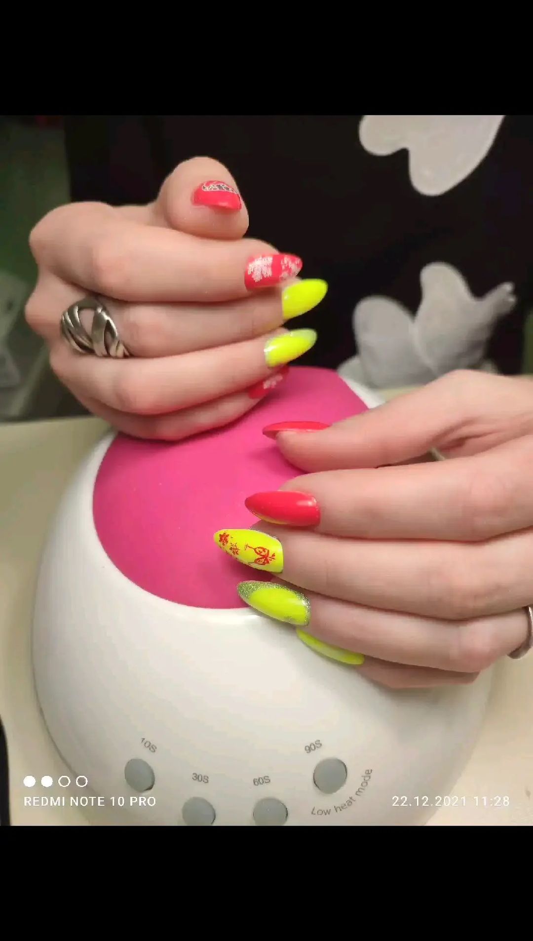 foksy_nail в LOOKY. #маникюрногинск,#маникюрчикманикюр,#скороновыйгод,#сделайкрасиво. #маникюрногинск #ман...