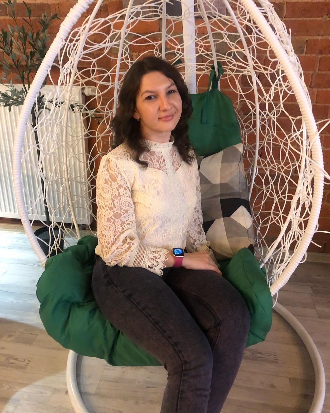 Совсем скоро Новый год! Осталось немного и погрузимся в атмосферу праздника! Елка, мандарины, шампанское, пушистый снежок, бенгальские огни! Интересно, что нам приготовил наступающий Год Тигра?! Хочется, чтобы Тигр был рыженьким, а черных полос было минимальное количество! #новыйгод #годтигра #елка #зима #мандарин #шампанское #новыйгодвbordo #newyear #happynewyear #tiger #christmastree #winter #tangerine #champagne