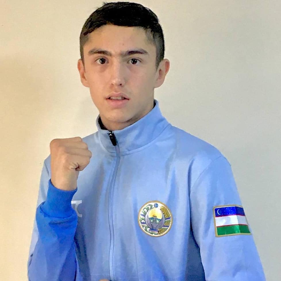 farukh_rakhmatullaev in LOOKY. . 🛡️Ⲏⲉ ⲥⲇⲁⲃⲁύⲥя!
Ⲕⲣⲟⲙ...