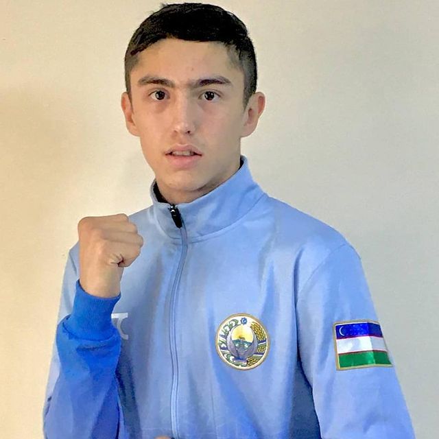 farukh_rakhmatullaev в LOOKY. . 🛡️Ⲏⲉ ⲥⲇⲁⲃⲁύⲥя!
Ⲕⲣⲟⲙ...