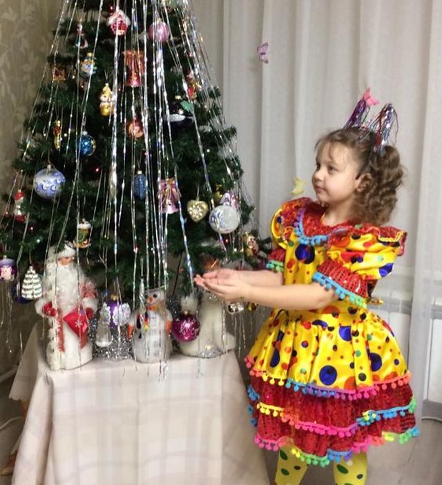 khromchicova в LOOKY. #новыйгод,#праздник,#утренник,#подготовка,#счастье,#красота,#любовь,#дети,#радость,#костюм. Тот волшебный момент...