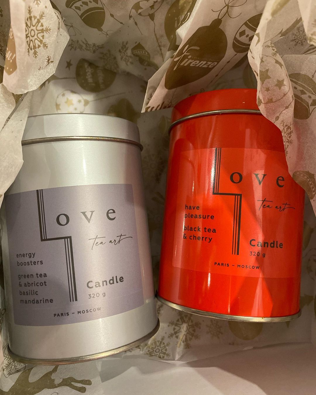 New candles😍

У меня новые свечи❤️‍🔥#loveteaart 
❤️Black tea & cherry пахнет как #lostcherrytomford 💔🍒
🤍Green tea & apricot basilic mandarine напоминает мне #guerlainmandarinebasilic прям Новый год - Новый год 🎄👌🏻
Буду их жечь🥰✨ 

.
#ароматическиесвечи #ароматдлядома #perfumecandle #perfumecandles #parfumecandle