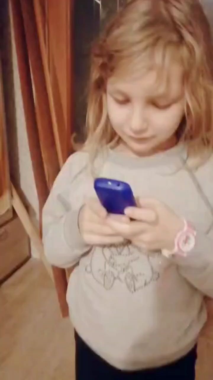 alexlove_16 в LOOKY. . Брат за сестру👊🤳