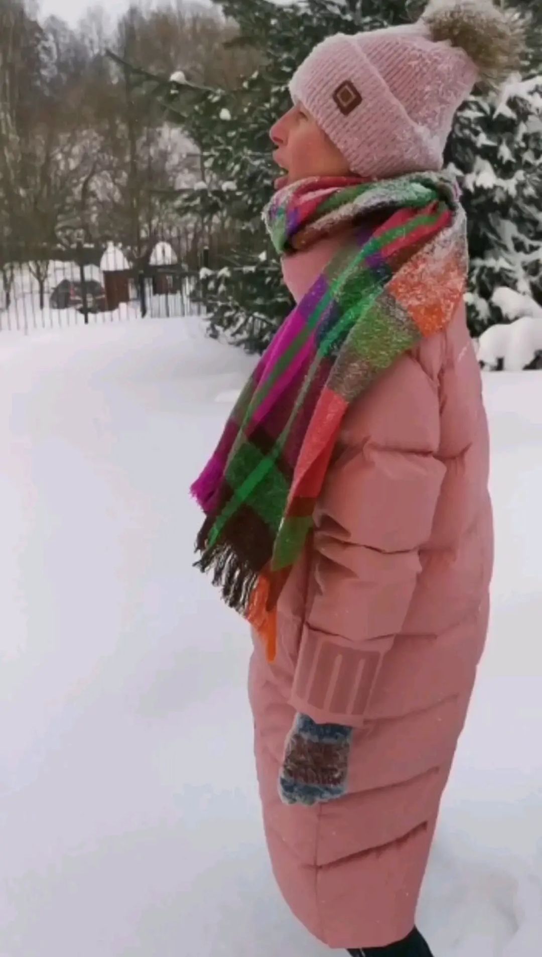 mno.go.mama в LOOKY. . Пусть думают...)))