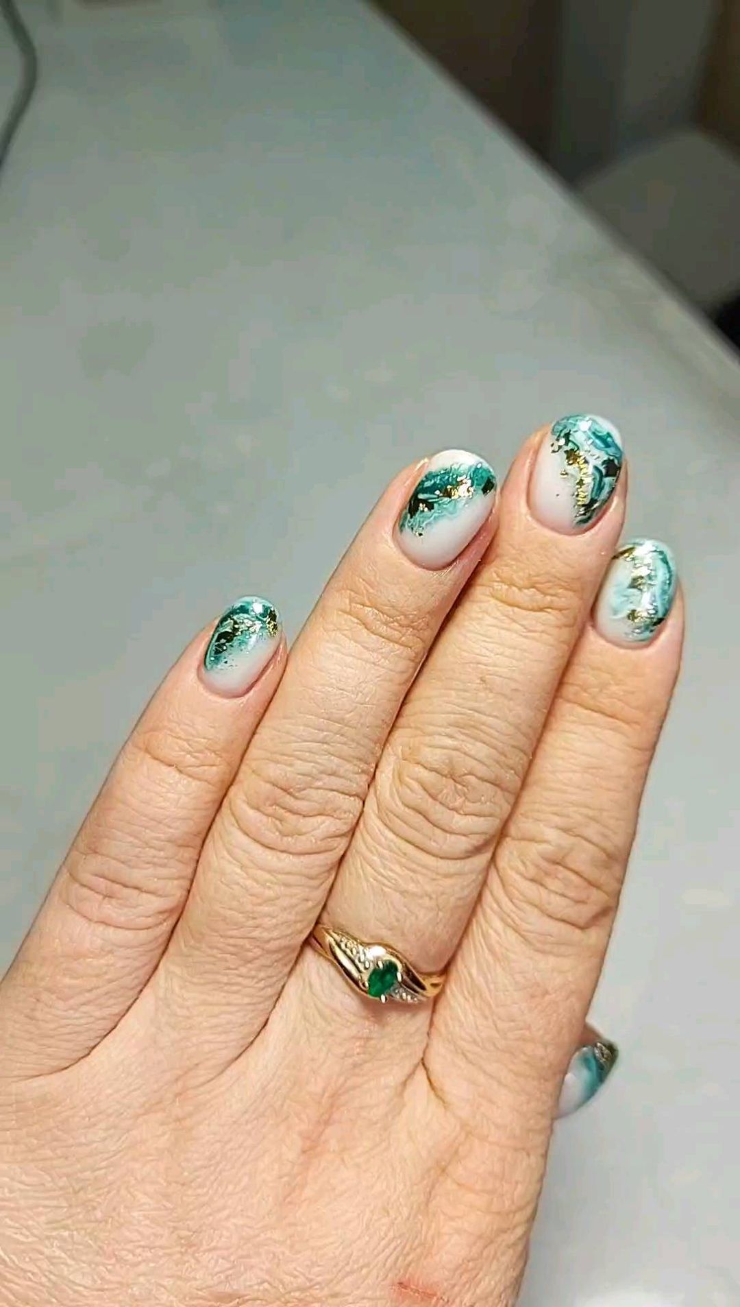 nails_bar_39 в LOOKY. #комбиманикюр,#скороновыйгод,#блики. #комбиманикюр #скоро...