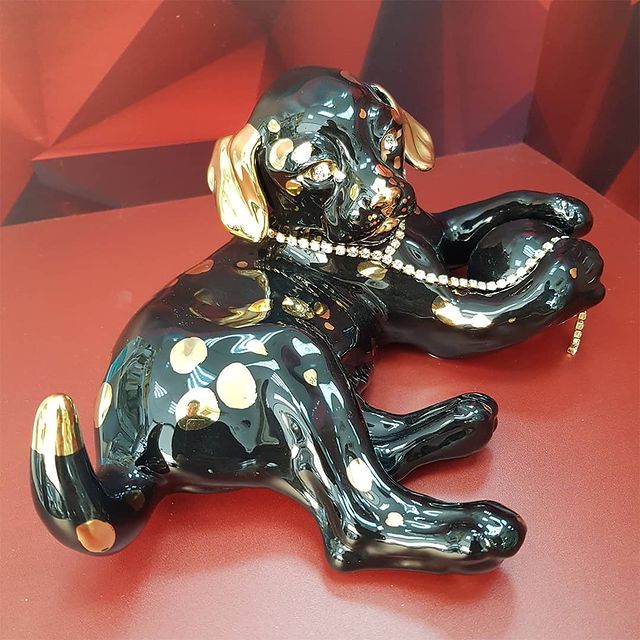 gallerypremiumcom в LOOKY. #щенок,#статуэтки,#ahura,#madeinitaly,#luxyry,#blackandgold,#нг2022,#подароквдом,#подаркисочи,#подаркиизиталии,#класс,#клево,#innamorato,#vipgift,#дорогойподарок,#дорогойинтерьер,#дорогобогато,#спешите. Играющий щенок - про...