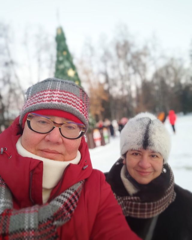 tinailya в LOOKY. #веселые_П_енс_ИОНЕРКИ,#рождественские_встречи_б_класса,#тут_происходит,#here_happens. Прогулка по «Новогод...