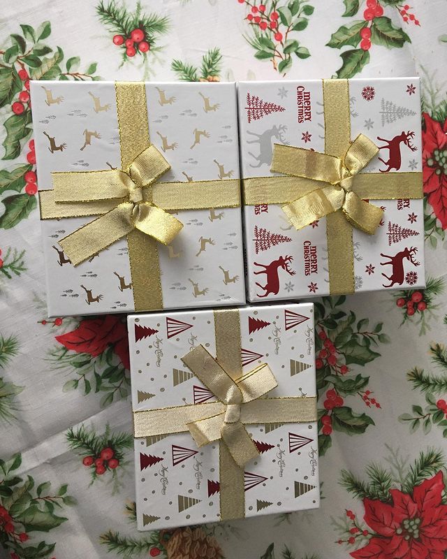 ekaterinagorhckova в LOOKY. #сновымгодом#подарочки🎁. Собрала подарочки дл...