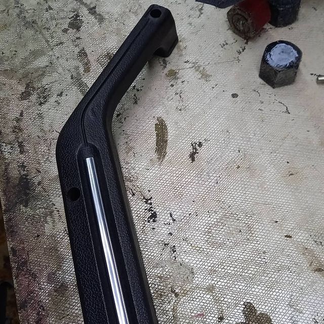 denis164t4 в LOOKY. #перетяжка,#дверныеручки,#нива2121,#экокожа,#schweitzer. #перетяжка 
#дверные...