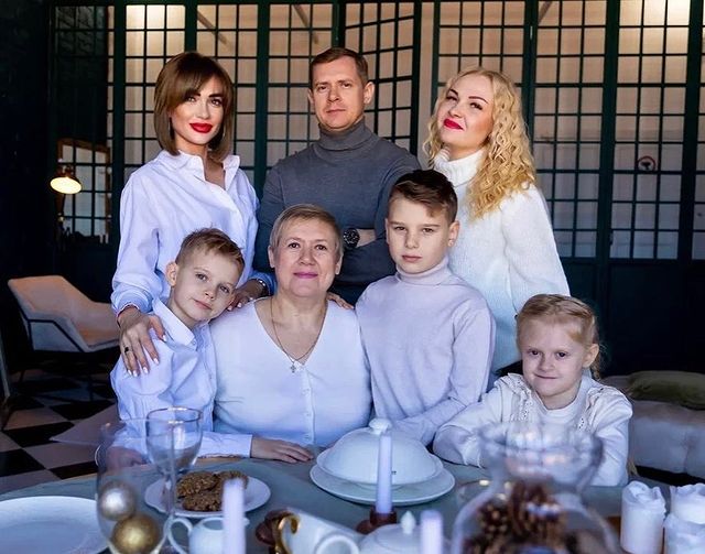 vk_ki в LOOKY. . Новый год - семейный...