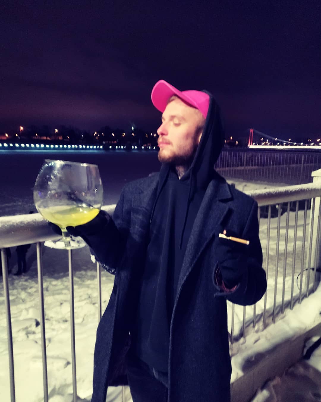 Уже скоро Happy New Year✌
#ВСЕГООДИНБОКАЛЬЧИК