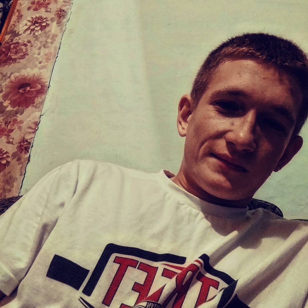 goloshapov_2005 в LOOKY. . null