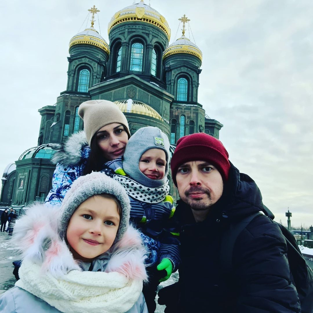 Выходные в Главном Храме ВС РФ
#гхвс #храм #главныйхрамвсрф #всрф #москва #одинцово #московскаяобласть #паркпатриот #отпуск #каникулы #выходные #семья #зима #снег #мороз #moscow #новыйгод #новыйгод2022 #нг #нг2022 #2022