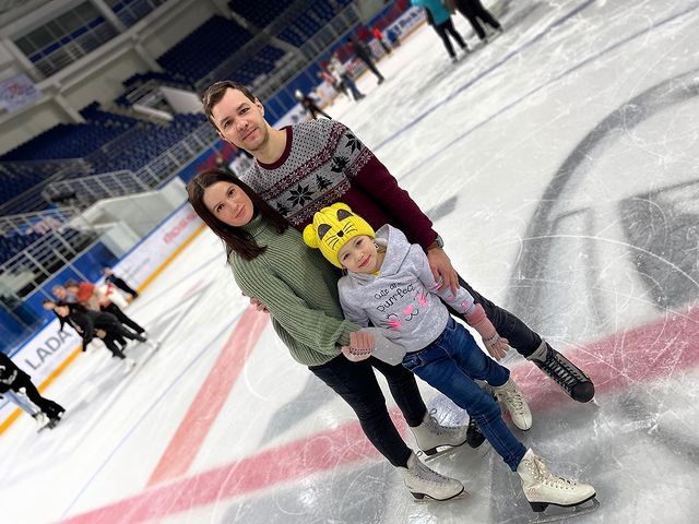 dmitrymxmv в LOOKY. . ⛸⛸⛸