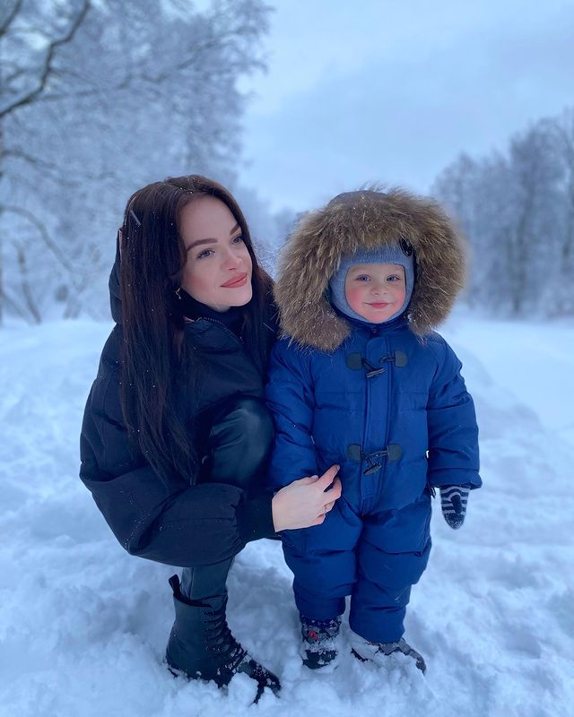 anastasia_ernika в LOOKY. #новыйгод2022,#новыйгод,#салют,#lookfamily,#модныйсын,#look,#сын,#мамскиебудни,#одеждадлядетей,#фотосессияноворожденных,#likeforlikes,#like,#like4likes,#зима,#фотозимой,#liketime,#spb,#яжмать,#vsco,#followme,#photo,#instamama,#moscow,#instalike,#sun,#red,#spb,#photosession,#рождениемалыша,#санктпетербург,#редакторфото. В такую красоту, нак...