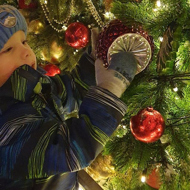 kiska.ket в LOOKY. #счастьемоё. Атмосферно🎄 #счасть...