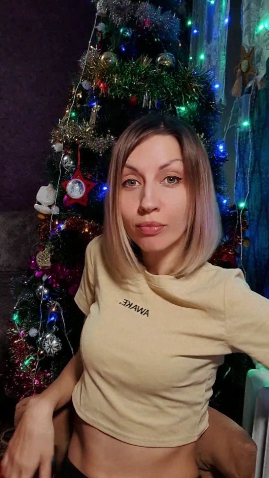 a.zveruga_krsk в LOOKY. #срождеством,#рождество,#рождество2022,#спраздником,#калядки,#гадание,#втоп. С Рождеством,  друзь...