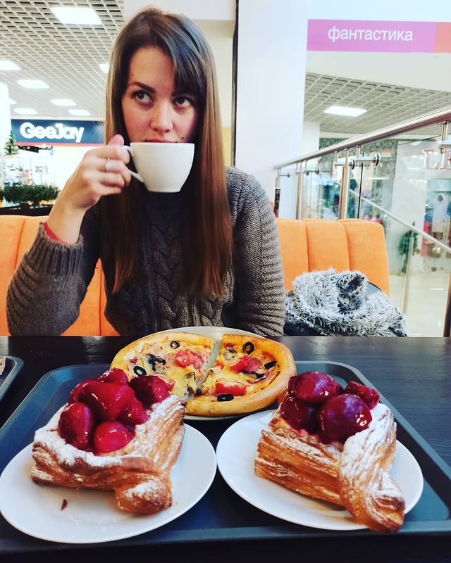 poli_ivanova87 в LOOKY. #плюшки,#ватрушки,#чаек,#викондарыбинск,#иисус. С Рождеством!👑
#плю...