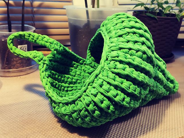 kostyunina.evgeniya в LOOKY. #knitting,#трикотажнаяпряжа,#вязание. 🧶МоИ АрХиВы🧶
🧶
#k...