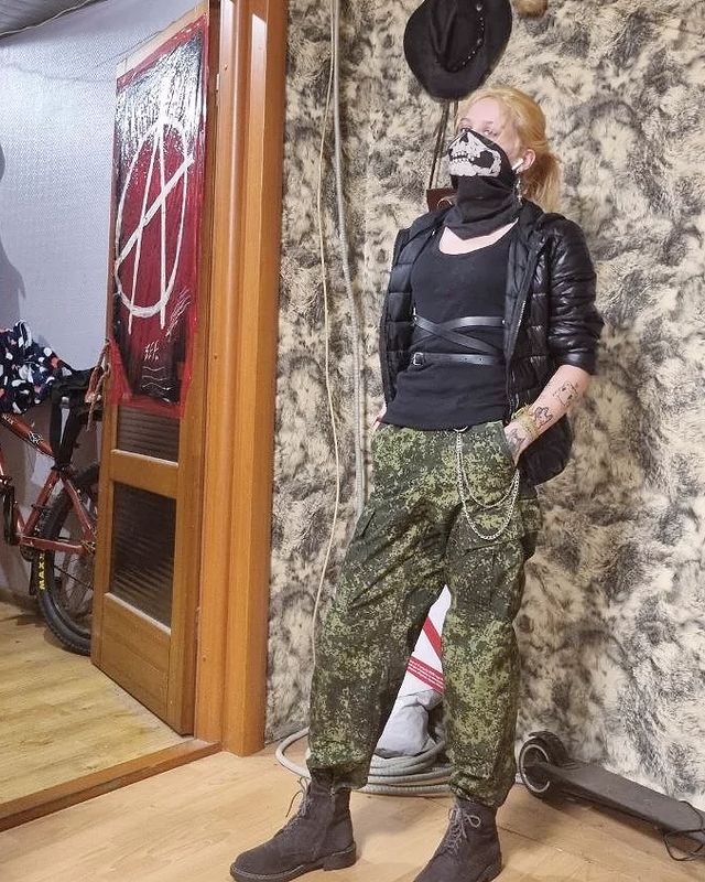 lina.yeager_ в LOOKY. . null