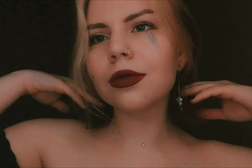 anasteyw_a в LOOKY. . Это канон, сучки🔥