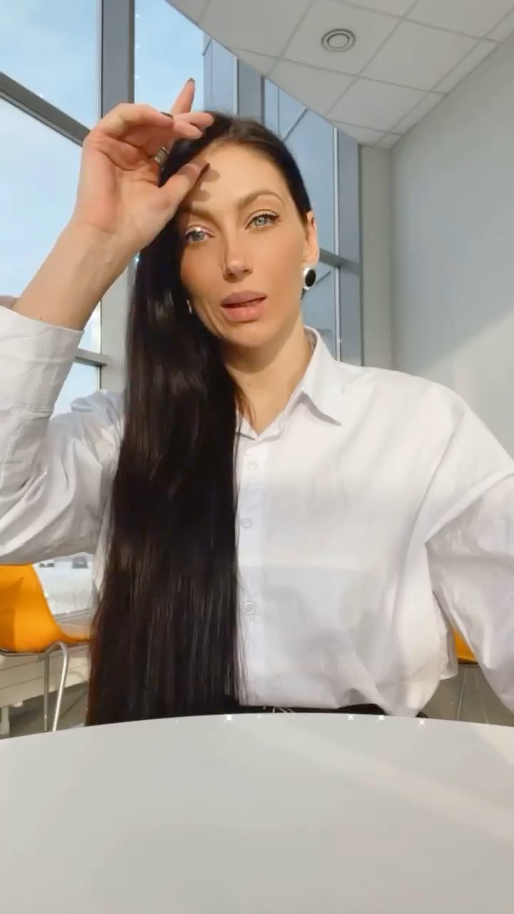 skriha17nl в LOOKY. . Это наш наставник у ...