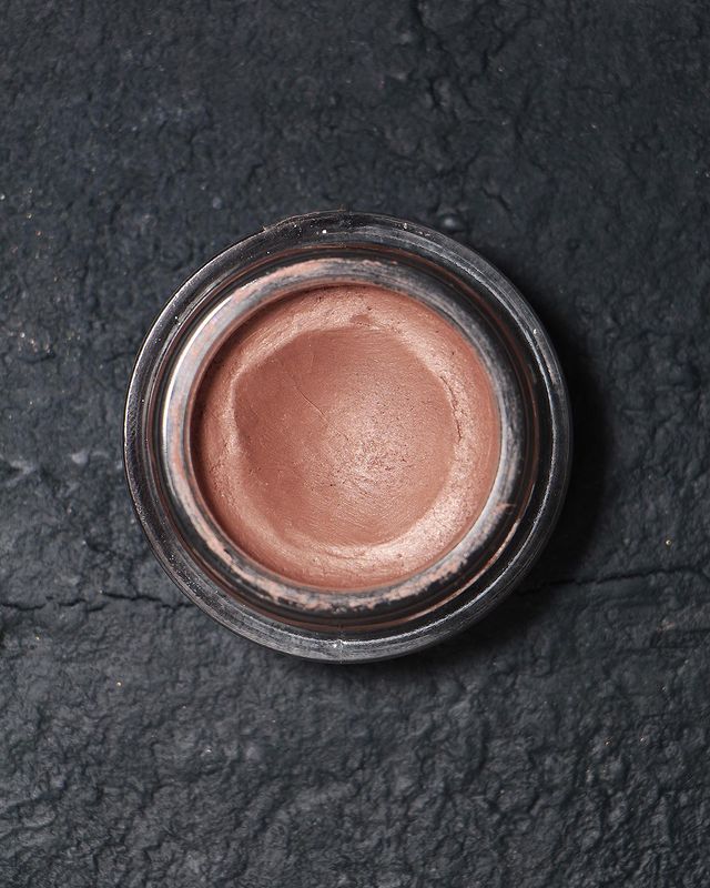 leodarmakeup в LOOKY. #макияжростов,#визажистростов,#вечерниймакияж,#вечерниймакияжростов,#небледно,#новогодниймакияж,#новогодниймакияжростов,#праздничныймакияж,#праздничныймакияжростов,#прическиростов,#укладкиростов,#обзоркосметики,#кремовыетени,#colortattoo,#musthavemakeup. Тема фаворитов 2021 ...