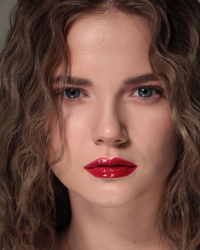 leodarmakeup в LOOKY. #макияжростов,#визажистростов,#вечерниймакияж,#вечерниймакияжростов,#небледно,#новогодниймакияж,#новогодниймакияжростов,#праздничныймакияж,#праздничныймакияжростов,#прическиростов,#укладкиростов. Если планируете фото...