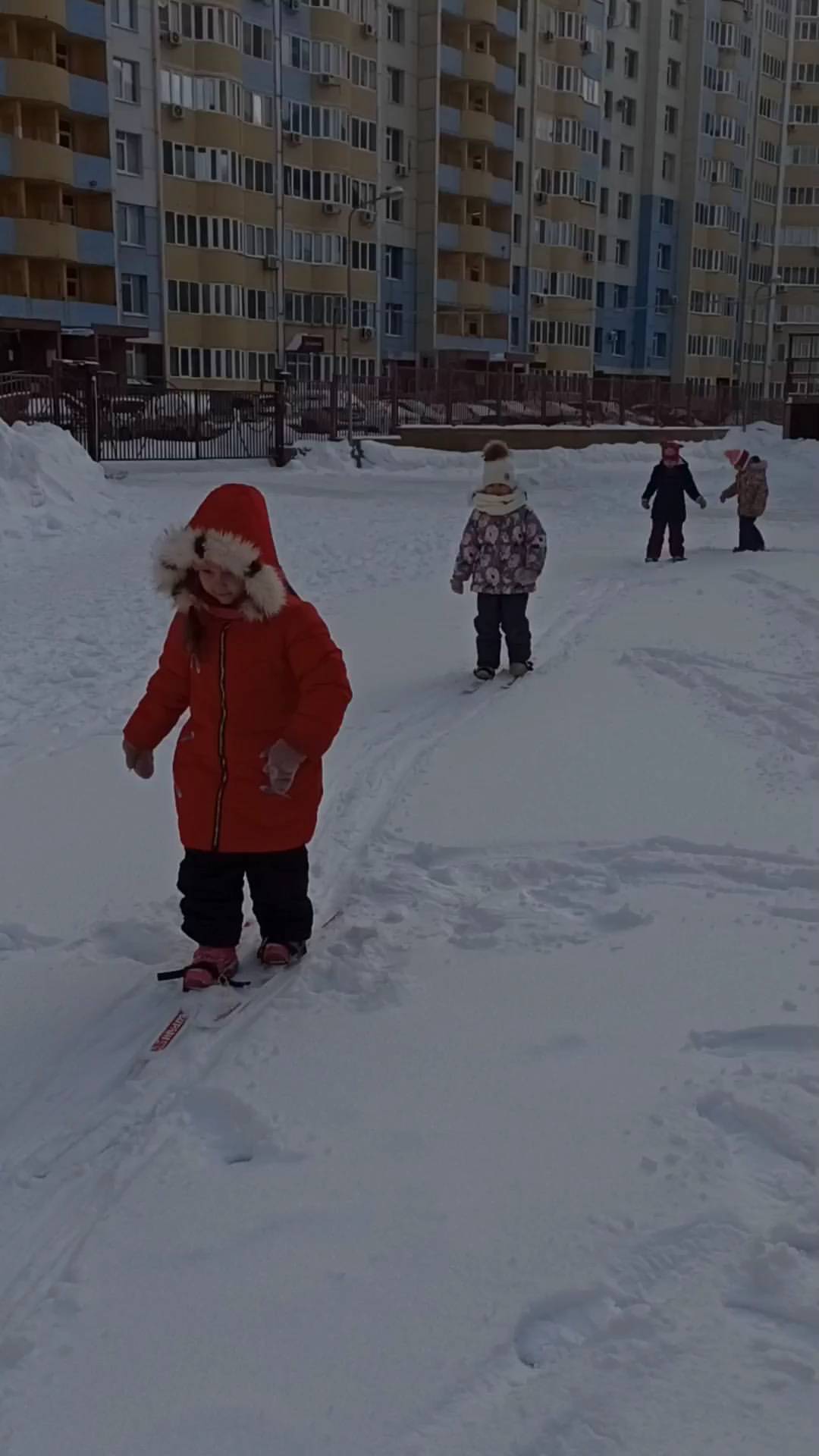 nurslu.sss в LOOKY. . Зима! Дети! Лыжи!
@d...