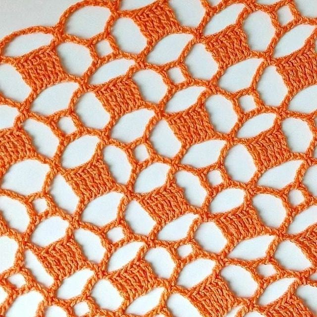 shemy.vyazaniya в LOOKY. #knitdress,#вязаноеплатье,#вязаниеслюбовью,#красивыйшарф,#туникакрючком,#вяжемспицами,#узоры,#узор,#узорыкрючком,#длясебялюбимой,#схемывязания,#узоркрючком,#вяжемкрючком,#шарфкрючком. Ажурный узор для пал...