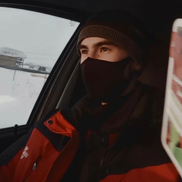 x.r.r_789 в LOOKY. . null
