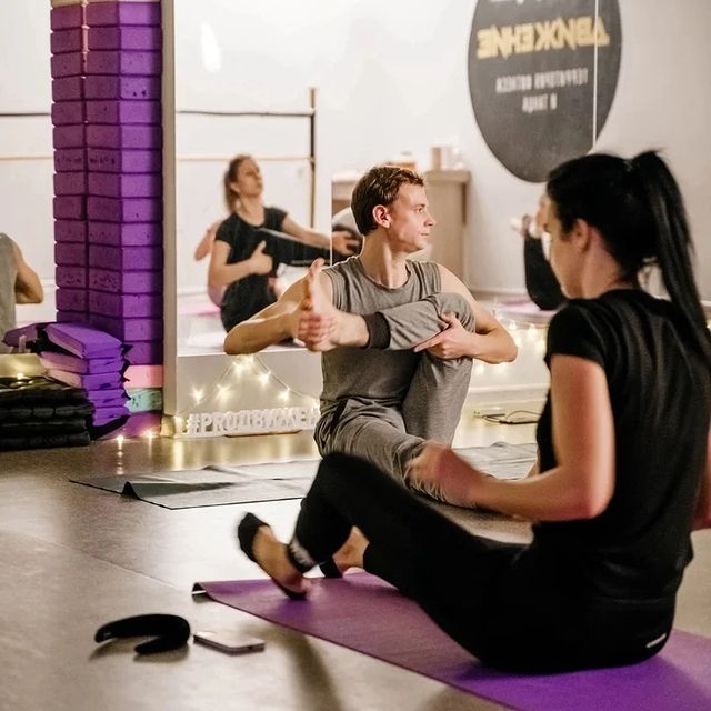 Ilya_Vishudha в LOOKY. #ilyavishudha,#yoga,#hathayoga,#asana,#йога,#асана,#хатхайога,#иммунитет,#рамешки,#онлайн,#тверь,#бежецк,#сонково,#пранаяма,#pranayama,#prana,#прана. Всем привет!
Сегодня...