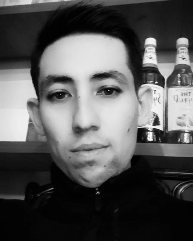 kadirov1uz в LOOKY. #чорный,#белый,#чорныйбелый. Ч/Б фото
#чорный #бе...